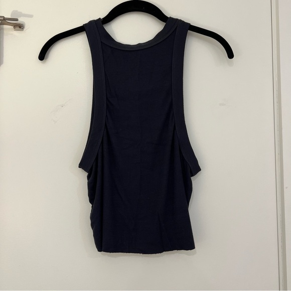 Set Active Razor Back Top - Picture 4 of 7